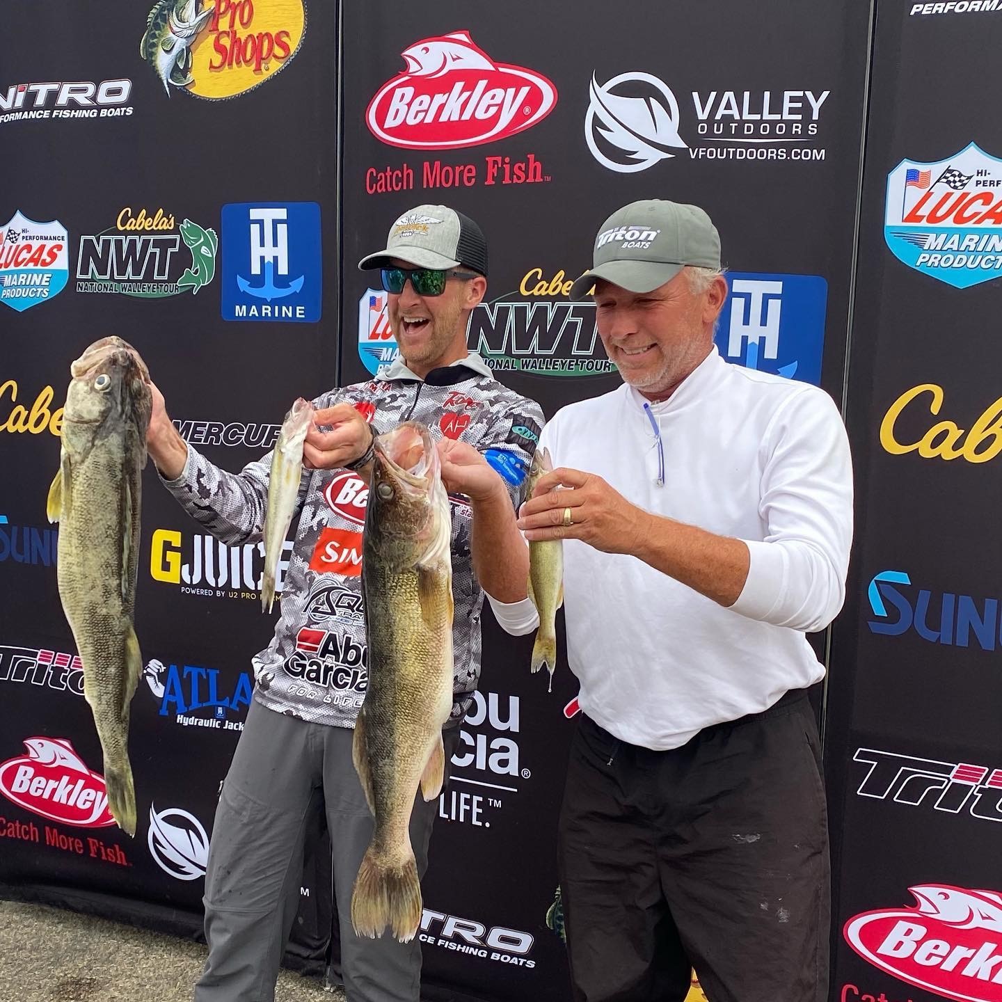 Hoyer Hammers Away at NWT Mobridge